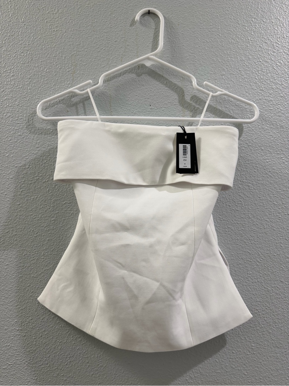 Aritzia Element Tube Top - Picture 4 of 7